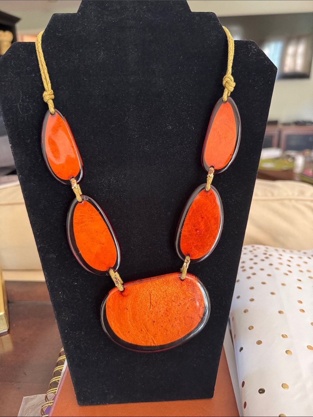 Large Mondern Statement Necklac Lucite Acrylic